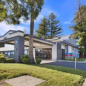 https://the-hub.bestsacramentohotels.com